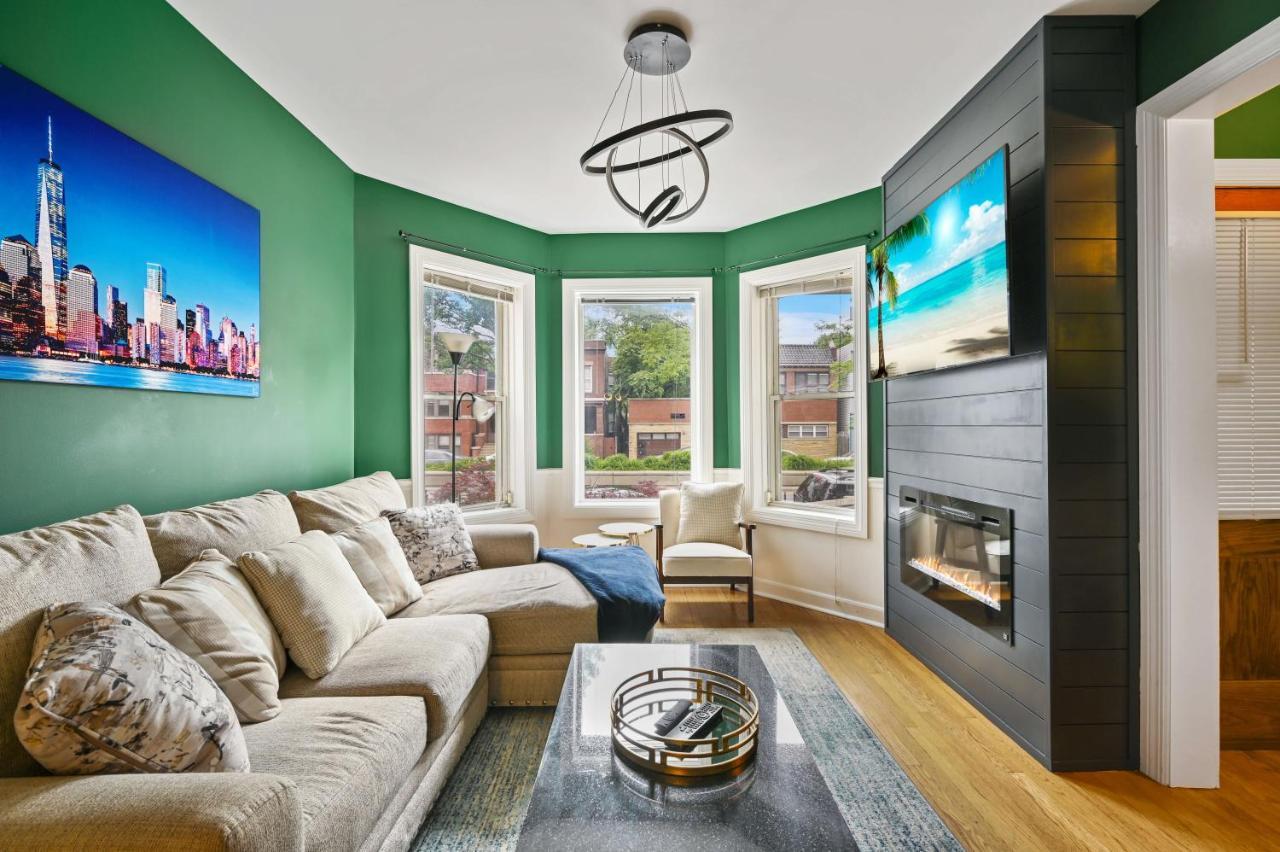 2 Bed Apt W/ Office, Free Parking, Near Wrigley Chicago Exterior foto