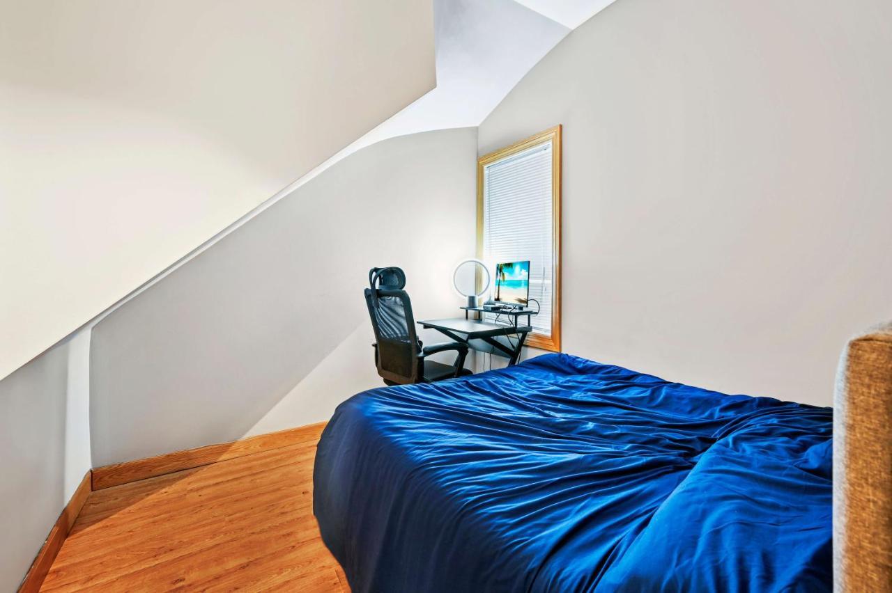 2 Bed Apt W/ Office, Free Parking, Near Wrigley Chicago Exterior foto