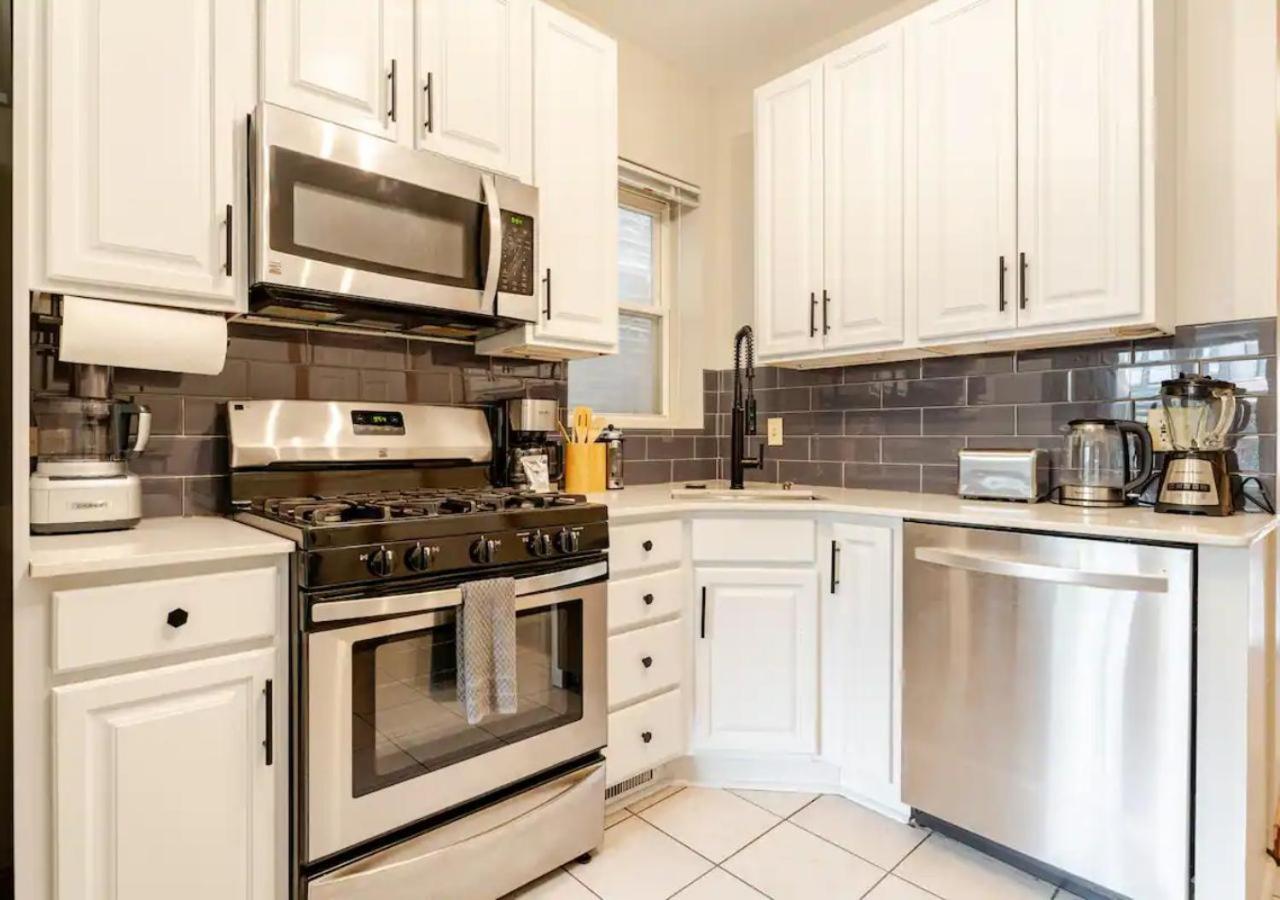 2 Bed Apt W/ Office, Free Parking, Near Wrigley Chicago Exterior foto
