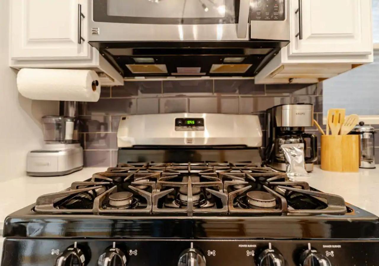 2 Bed Apt W/ Office, Free Parking, Near Wrigley Chicago Exterior foto
